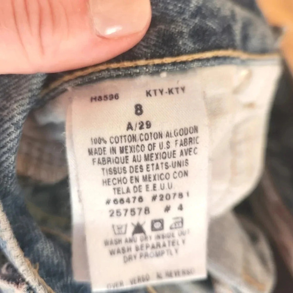 EUC Vintage Tommy Hilfiger Jeans, Size 8/Modern Size 4 - Picture 7 of 8